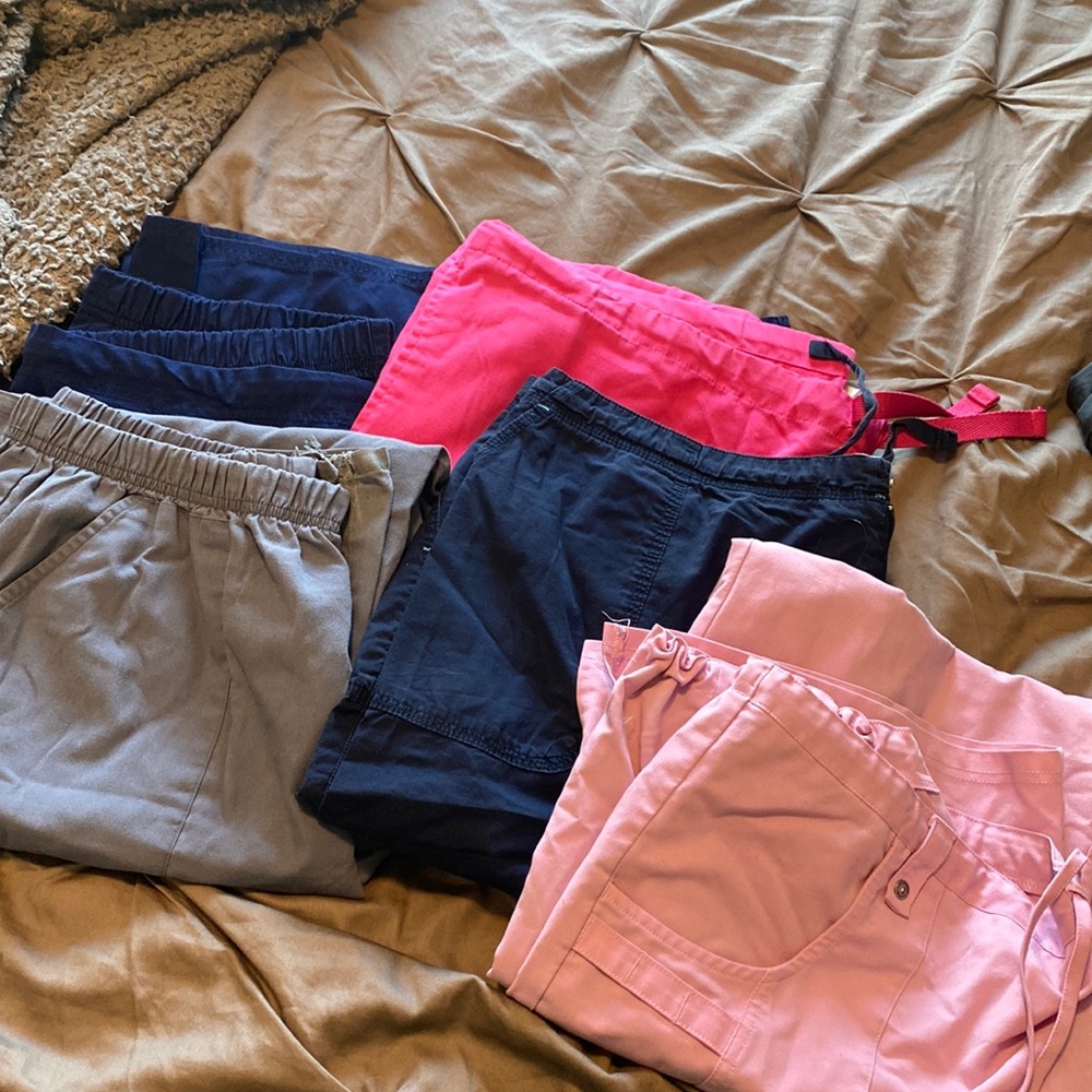 Woman’s scrub bottoms xl